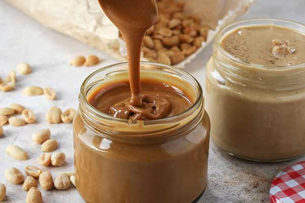 کره بادام زمینی طبیعی، غذای پرکالری و چرب برای افزایش وزن سریع